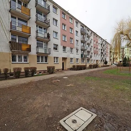 Umeblowane I Wyposazone,2-pokojowe,z Balkonem. Apartamento