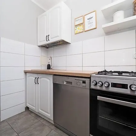 Apartamento Umeblowane I Wyposazone,2-pokojowe,z Balkonem. *
